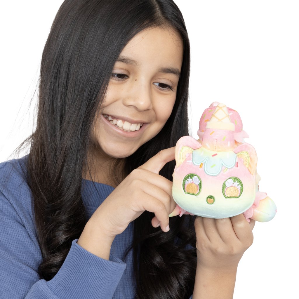 Aphmau - MeeMeows 6" Mystery Plush - Ice Cream - Pop Culture Larrikin 